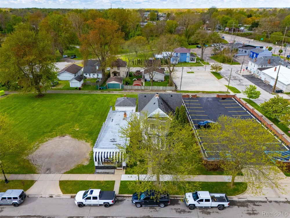 26249 E Huron River Drive Flat Rock City, MI 48134
