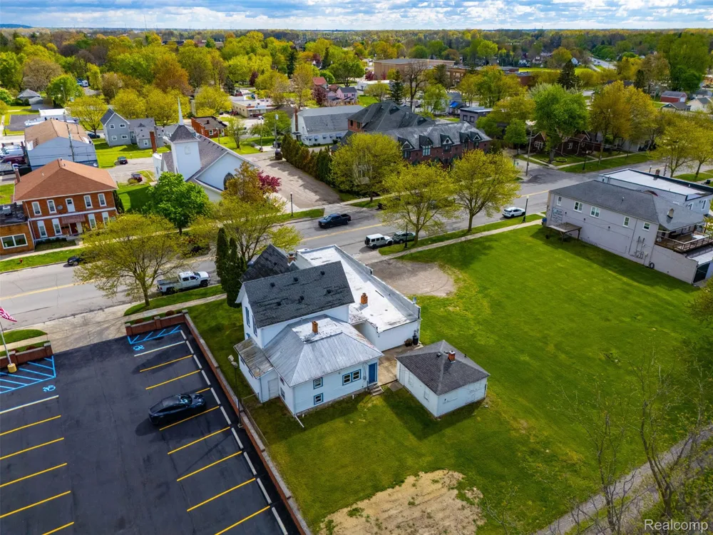 26249 E Huron River Drive Flat Rock City, MI 48134