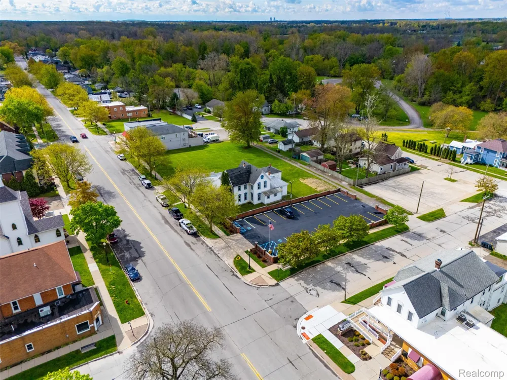 26249 E Huron River Drive Flat Rock City, MI 48134