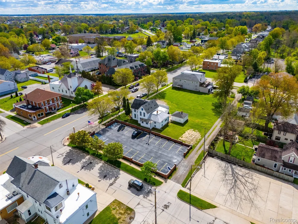 26249 E Huron River Drive Flat Rock City, MI 48134