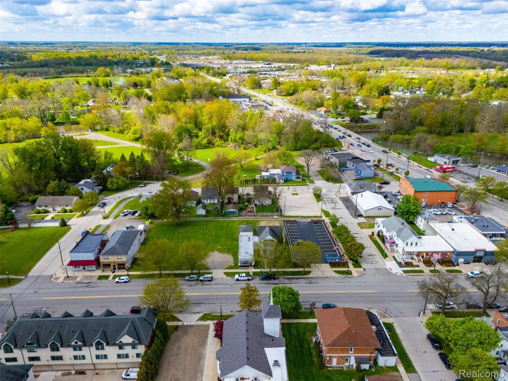 26249 E Huron River Drive Flat Rock City, MI 48134