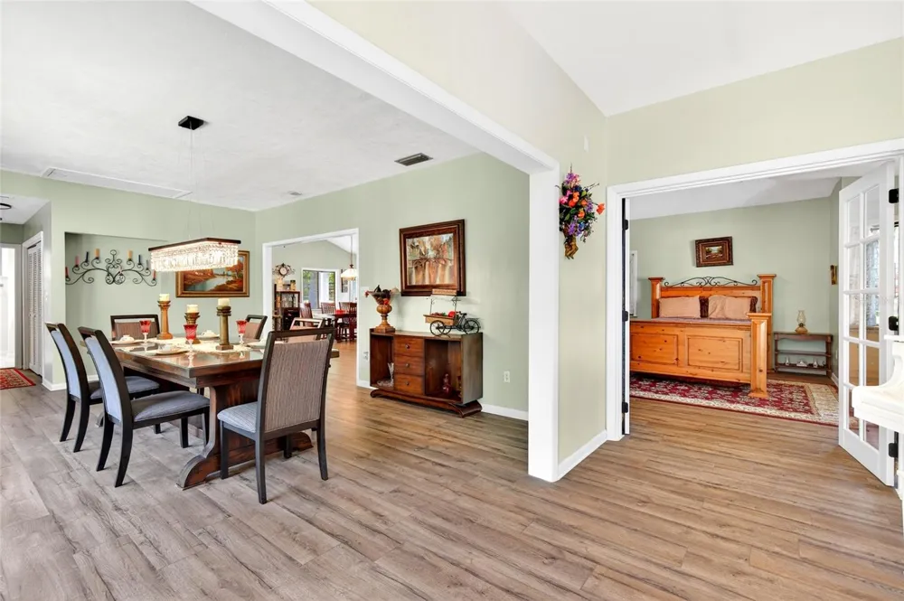 17704 SE 59TH STREET Micanopy, FL 32667