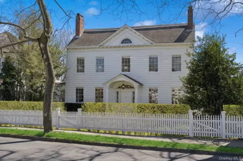189 Main Street