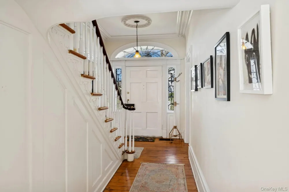 189 Main Street Sag Harbor, NY 11963