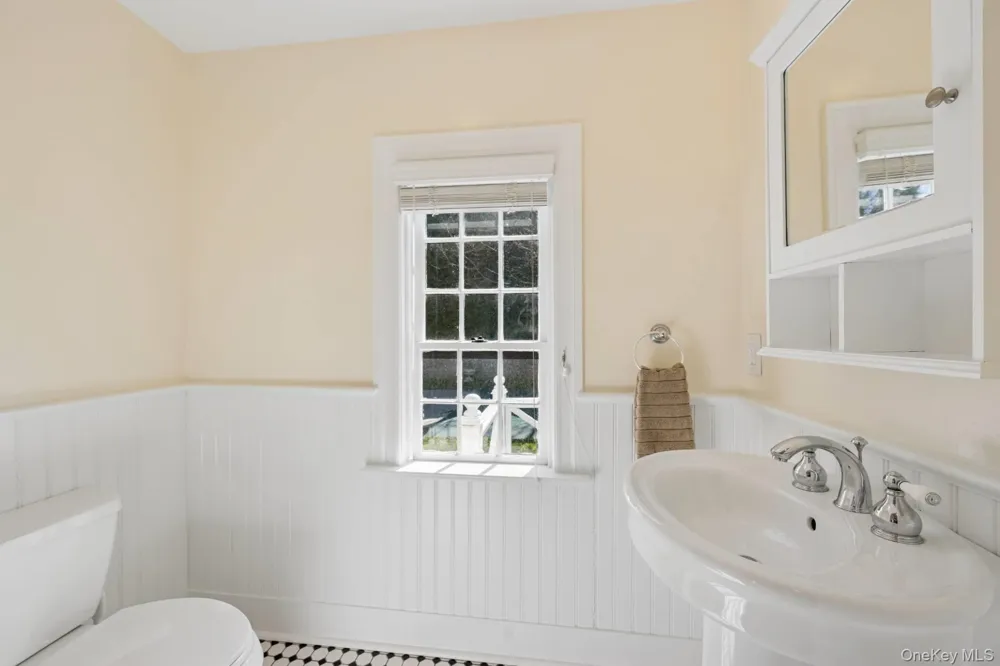 189 Main Street Sag Harbor, NY 11963