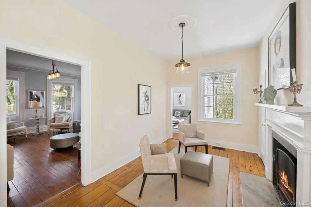 189 Main Street Sag Harbor, NY 11963