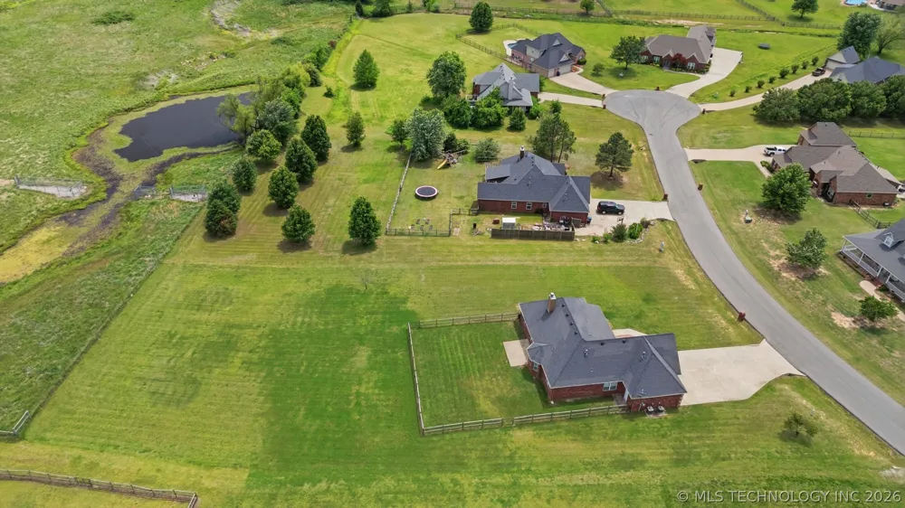 12453 167th East Avenue Collinsville, OK 74021
