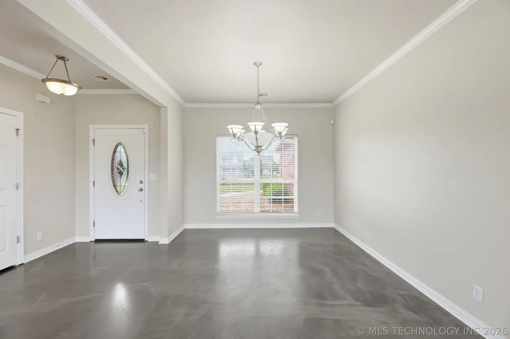 12453 167th East Avenue Collinsville, OK 74021
