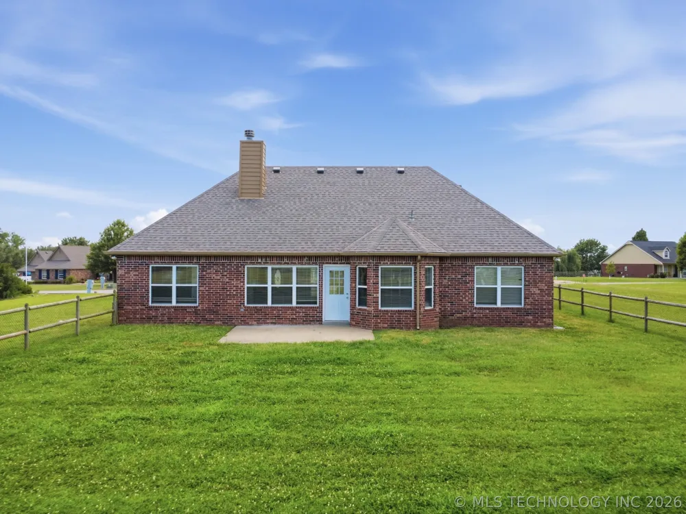 12453 167th East Avenue Collinsville, OK 74021