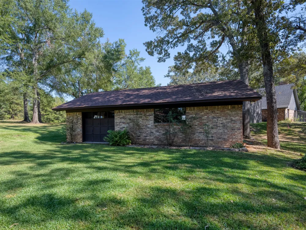 1639 SE Loop 456 Jacksonville, TX 75766
