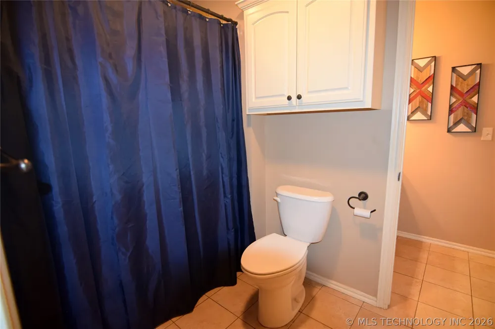 2404 E 140th Place Jenks, OK 74008