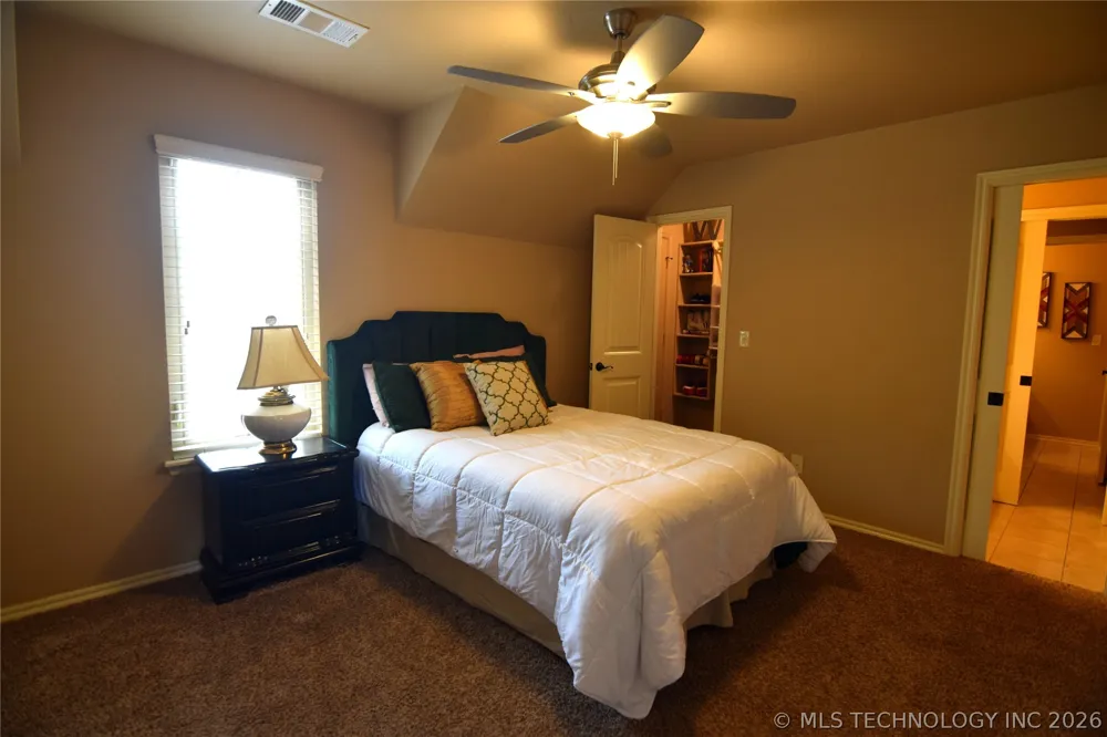 2404 E 140th Place Jenks, OK 74008