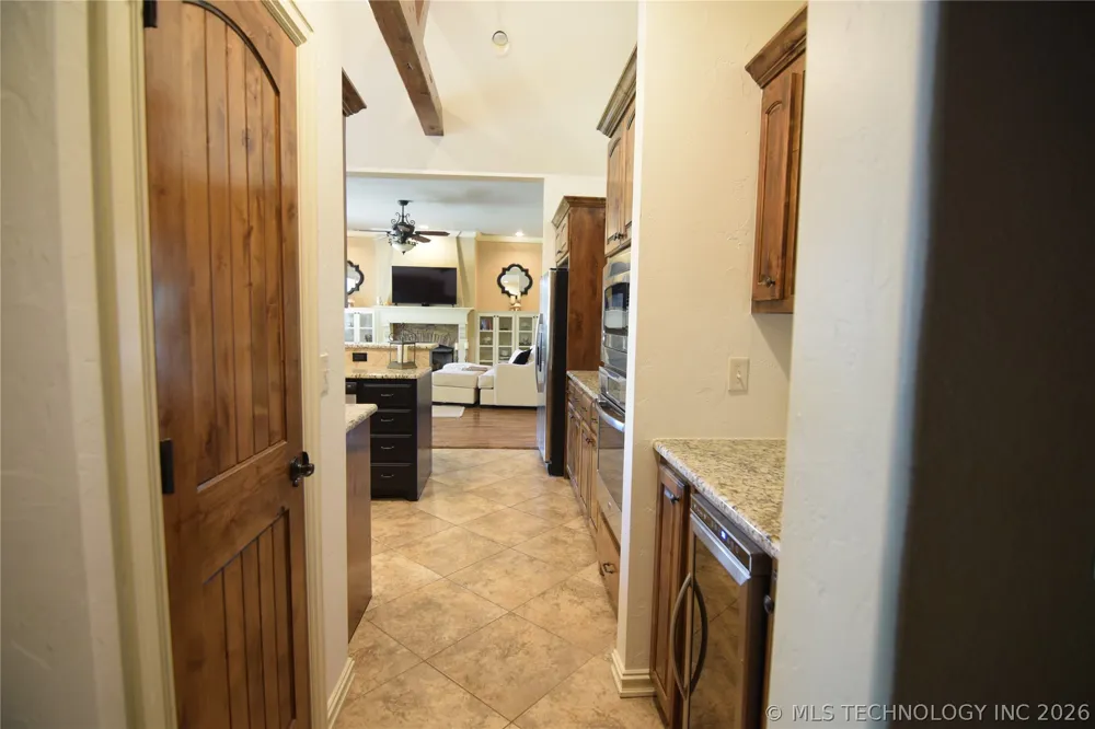2404 E 140th Place Jenks, OK 74008