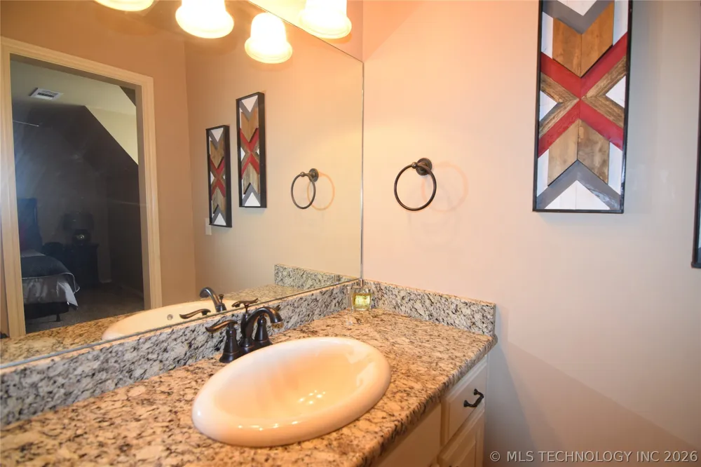 2404 E 140th Place Jenks, OK 74008