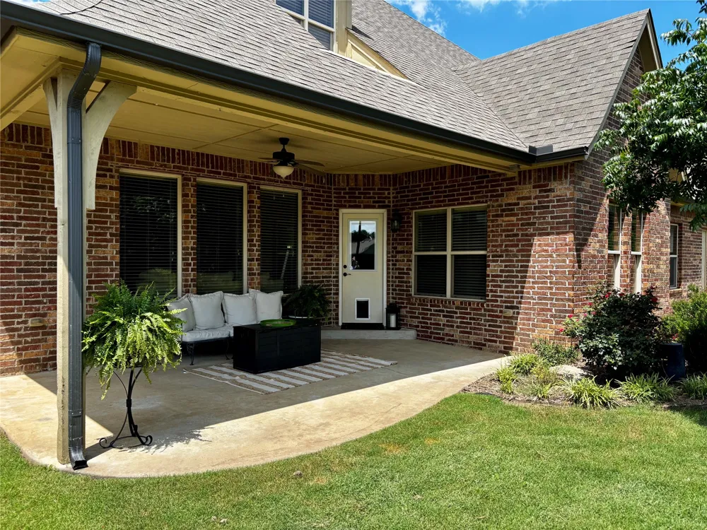 2404 E 140th Place Jenks, OK 74008