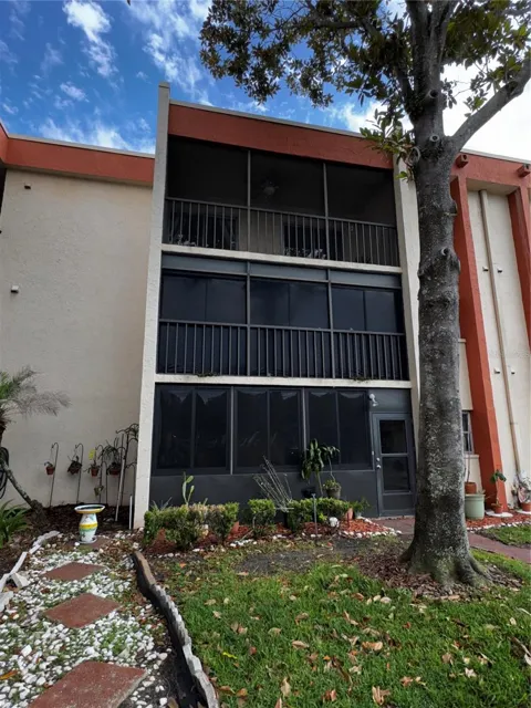 1130 LAKE PARKER AVENUE #E332