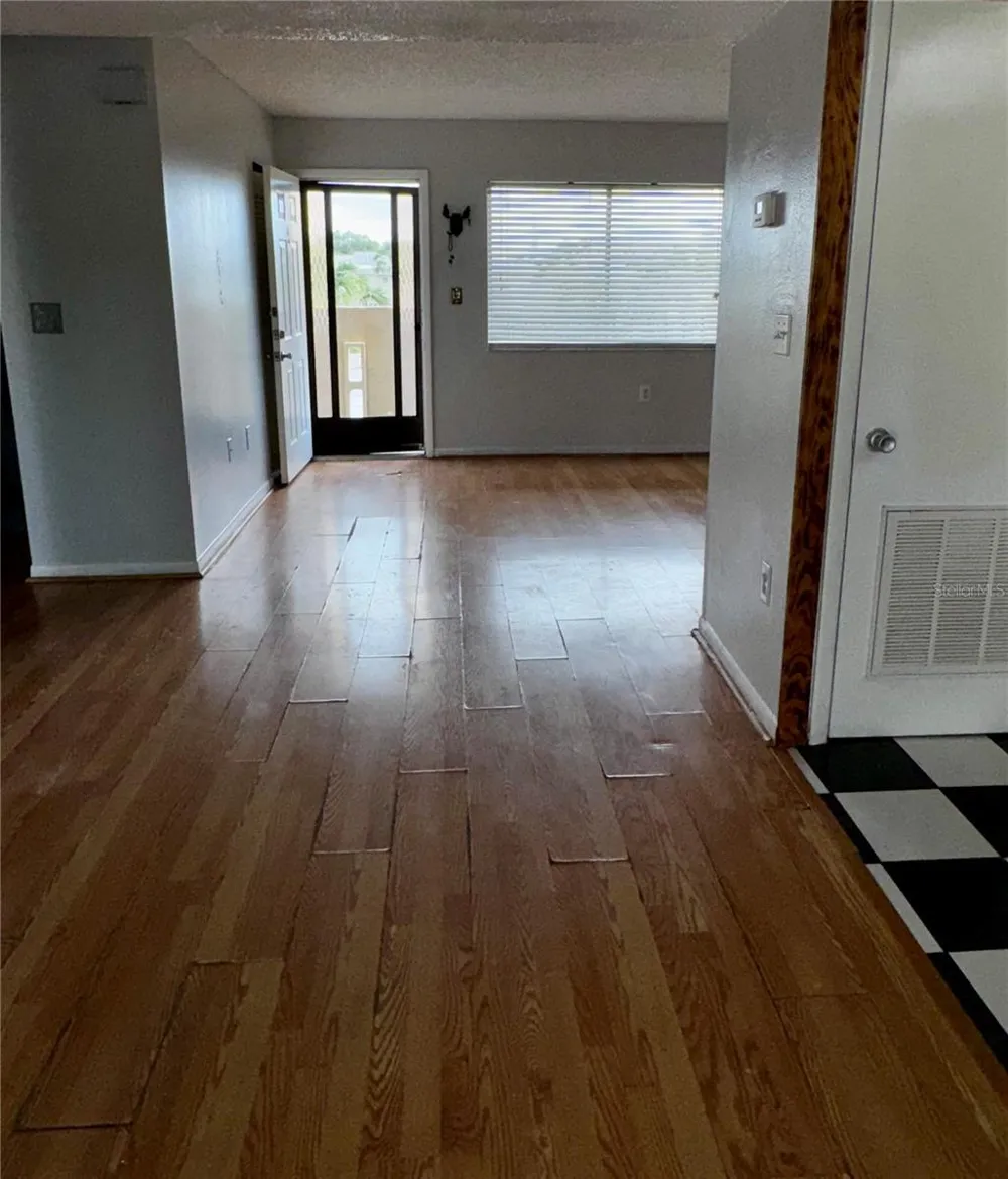 1130 LAKE PARKER AVENUE #E332 Lakeland, FL 33805