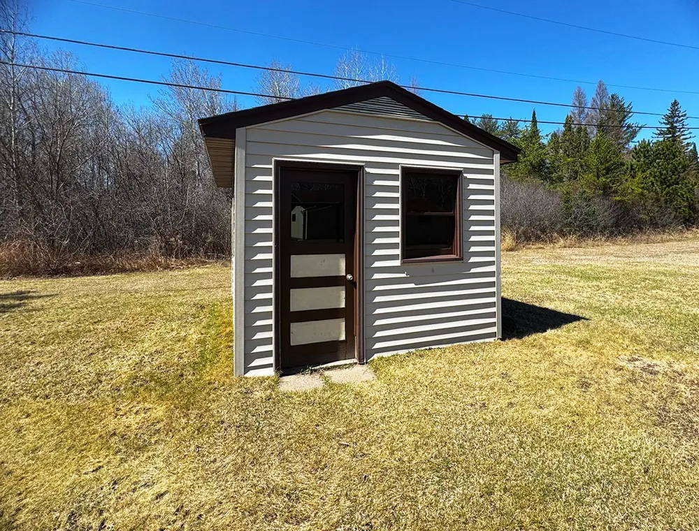 4331 Golf Course Road Eveleth, MN 55734