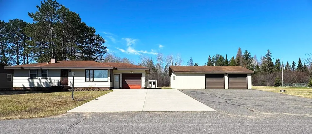 4331 Golf Course Road Eveleth, MN 55734