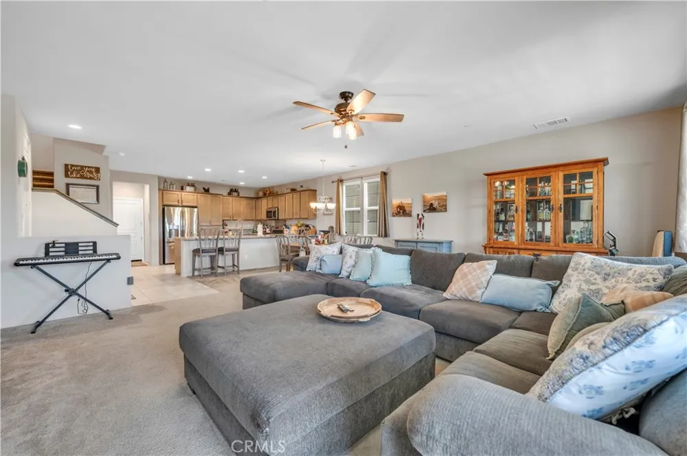 40042 Calle Real Murrieta, CA 92563