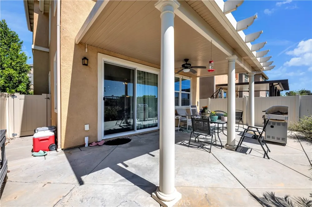 40042 Calle Real Murrieta, CA 92563