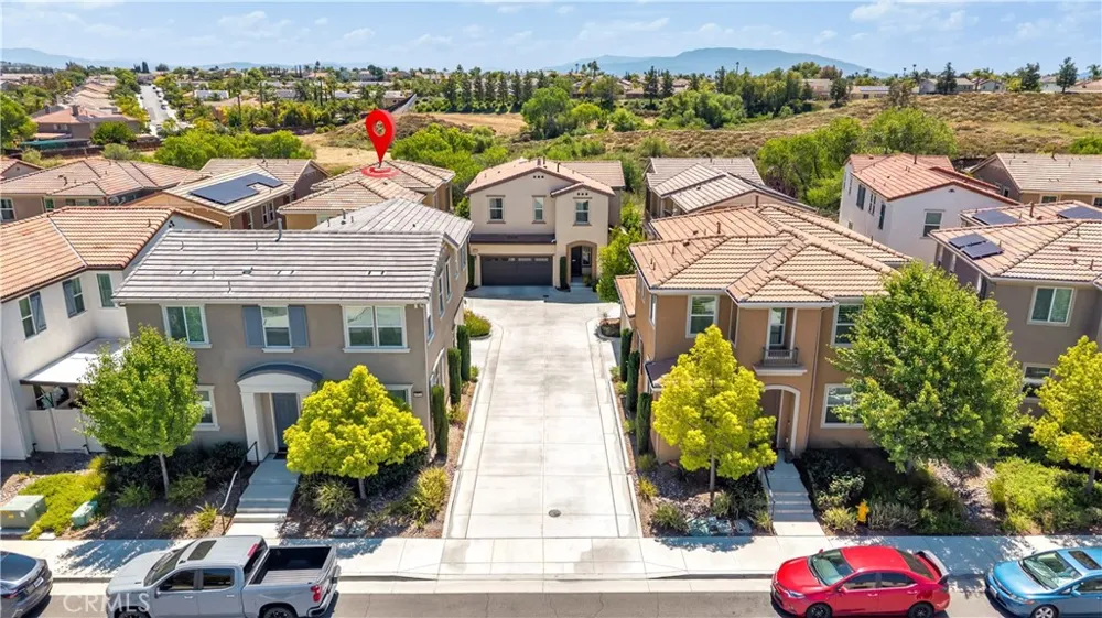 40042 Calle Real Murrieta, CA 92563