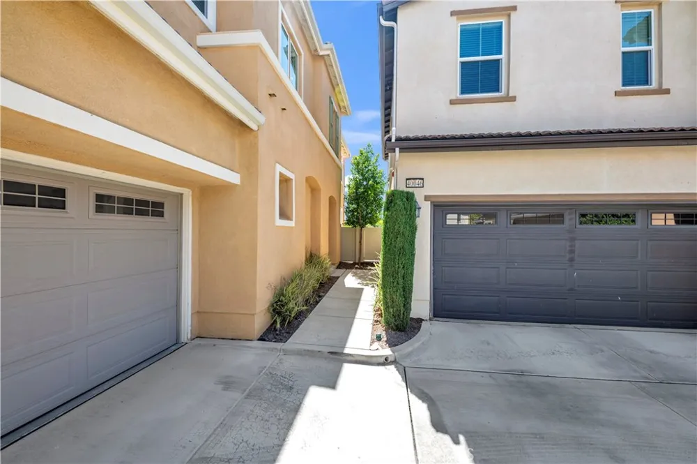 40042 Calle Real Murrieta, CA 92563