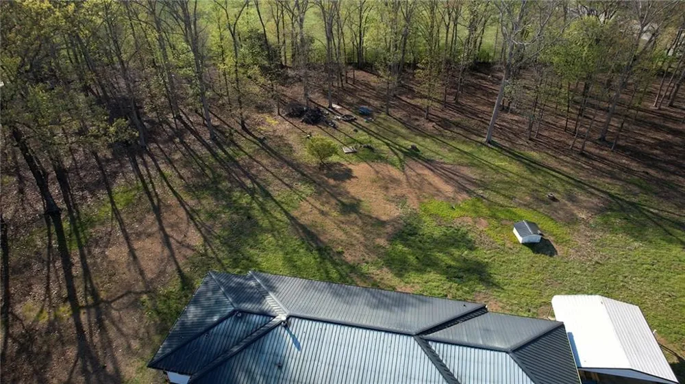 10 Wolfskin Road Arnoldsville, GA 30619