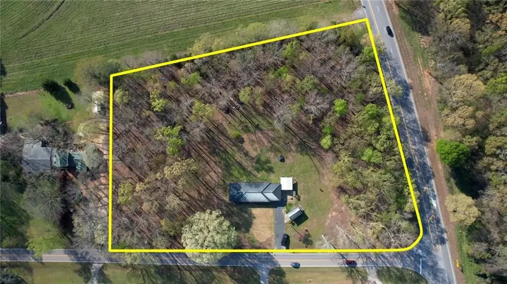 10 Wolfskin Road Arnoldsville, GA 30619