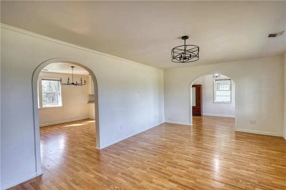 10 Wolfskin Road Arnoldsville, GA 30619