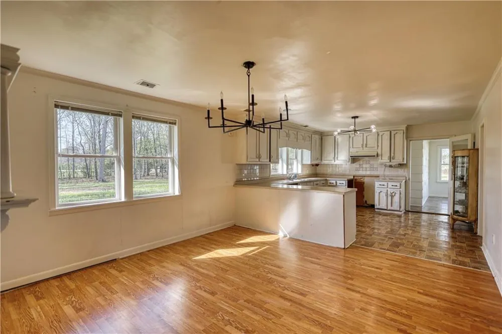 10 Wolfskin Road Arnoldsville, GA 30619