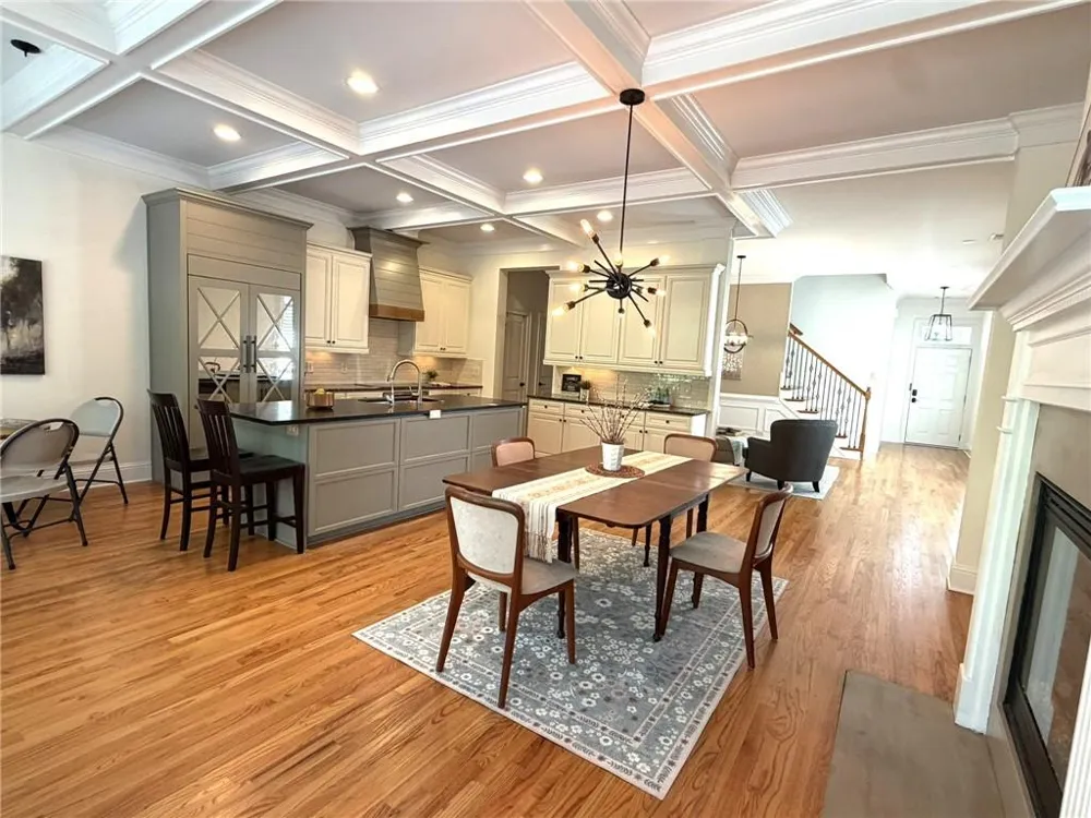 6070 Narcissa Place Johns Creek, GA 30097
