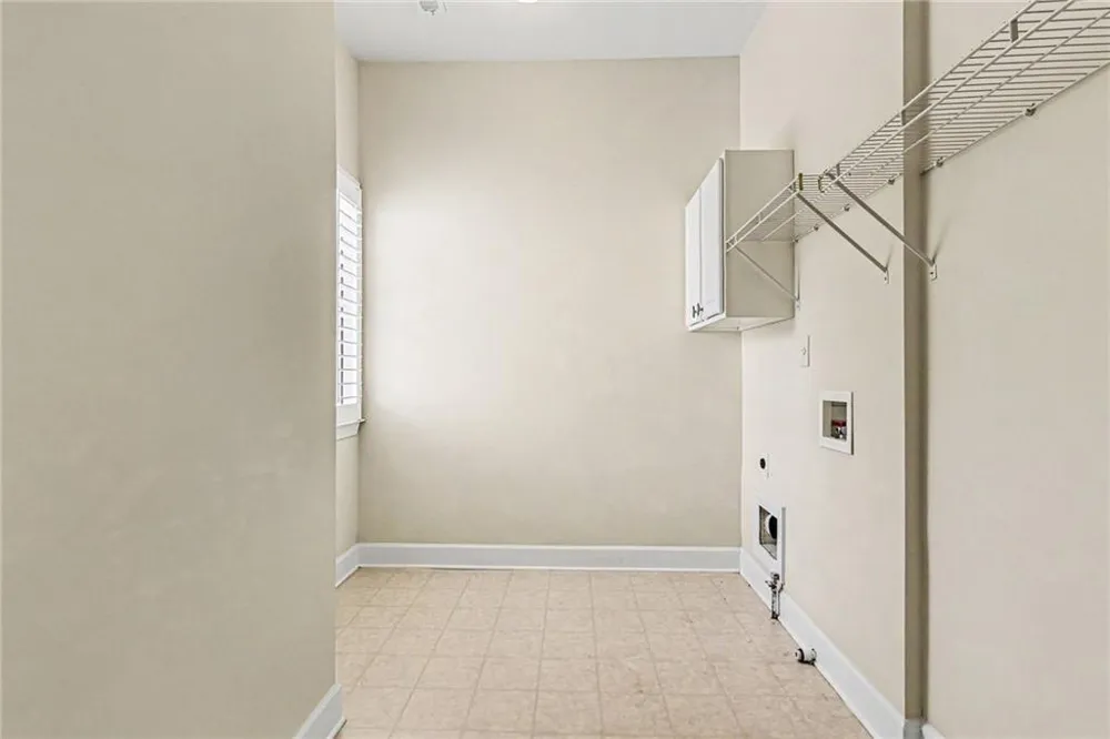 6070 Narcissa Place Johns Creek, GA 30097