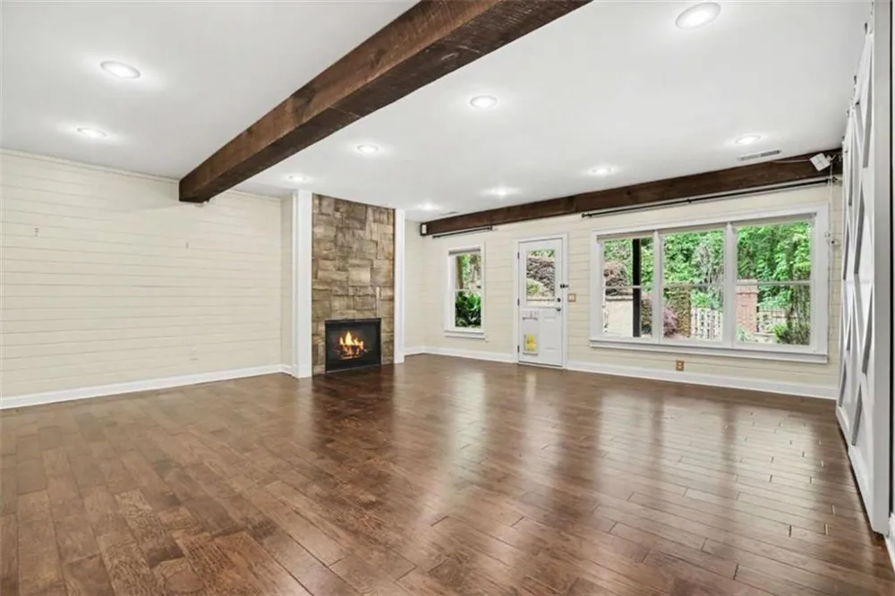 6070 Narcissa Place Johns Creek, GA 30097