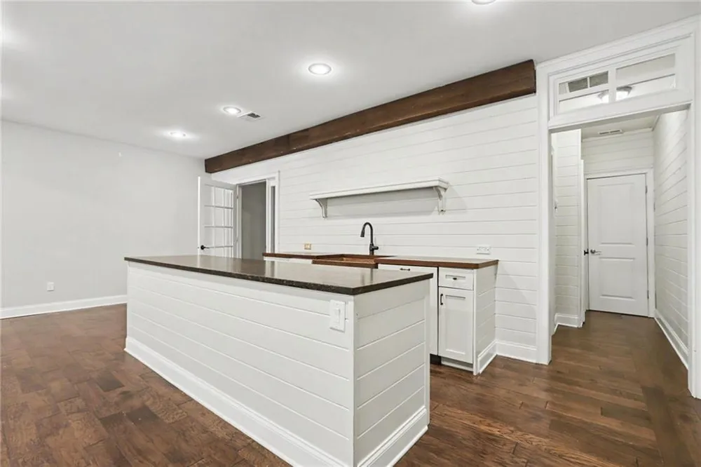 6070 Narcissa Place Johns Creek, GA 30097