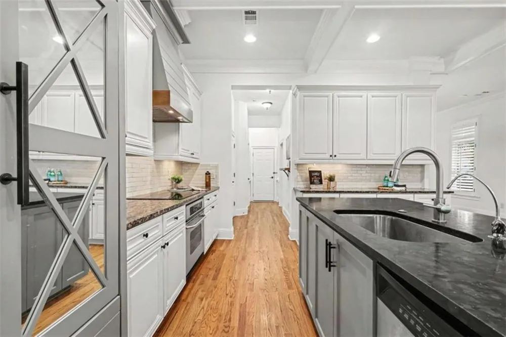 6070 Narcissa Place Johns Creek, GA 30097