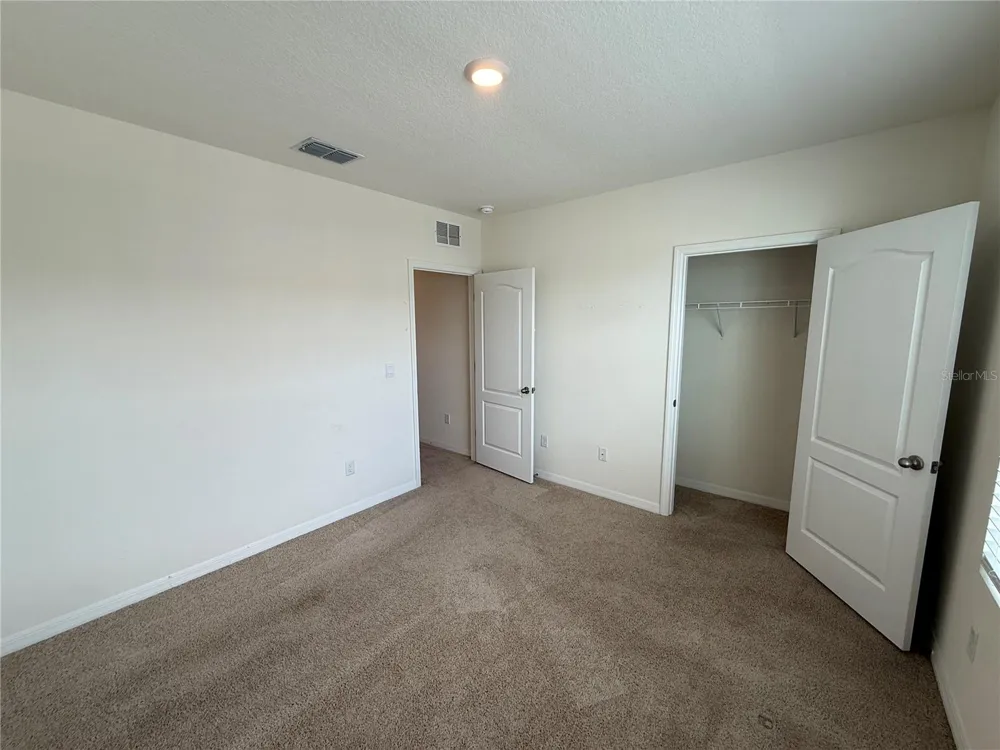2029 MAPLE RIDGE DRIVE Zellwood, FL 32798