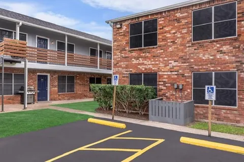 2101 Mustang Road