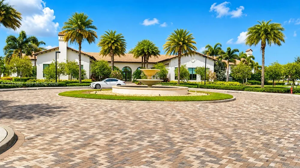 4989 OFANTO LN Ave Maria, FL 34142
