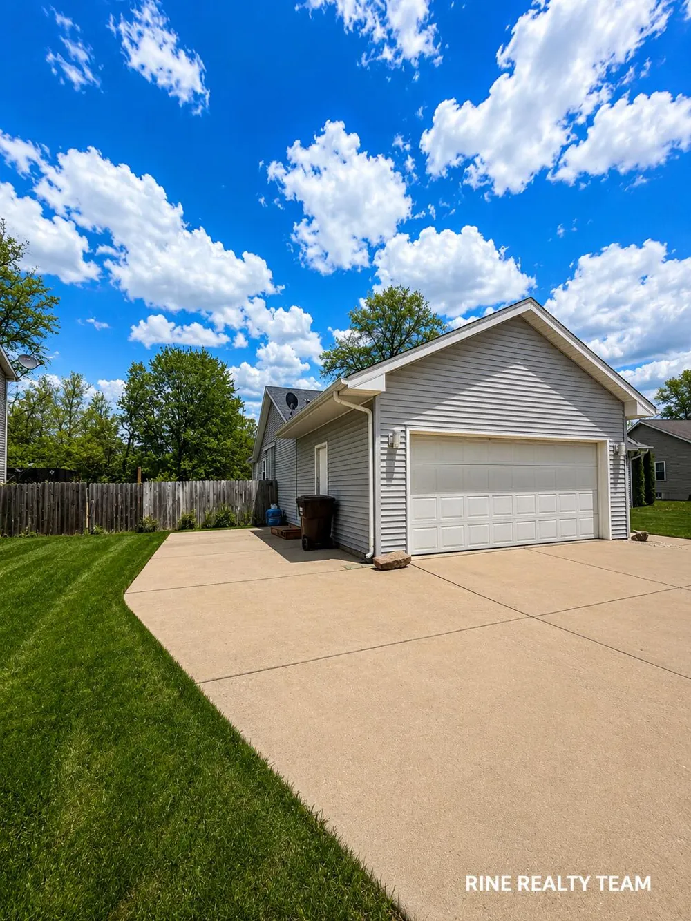 1121 Durango Drive Delta Charter Township, MI 48917