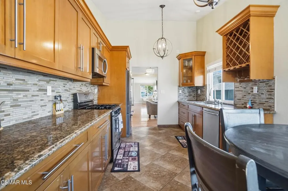 1896 Stow Street Simi Valley, CA 93063