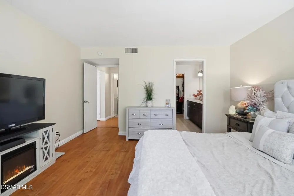 1896 Stow Street Simi Valley, CA 93063
