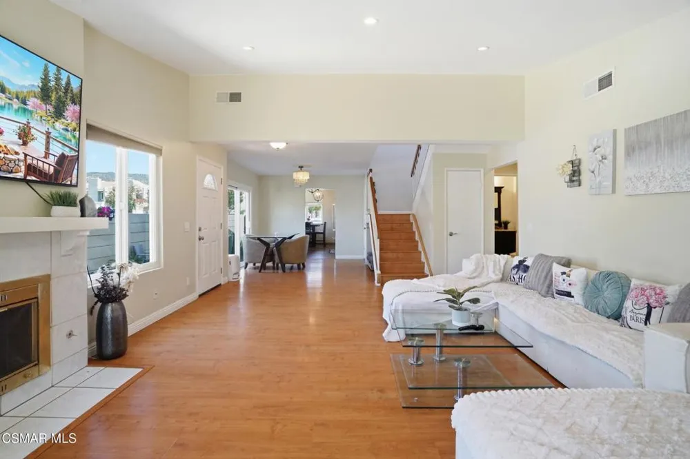 1896 Stow Street Simi Valley, CA 93063