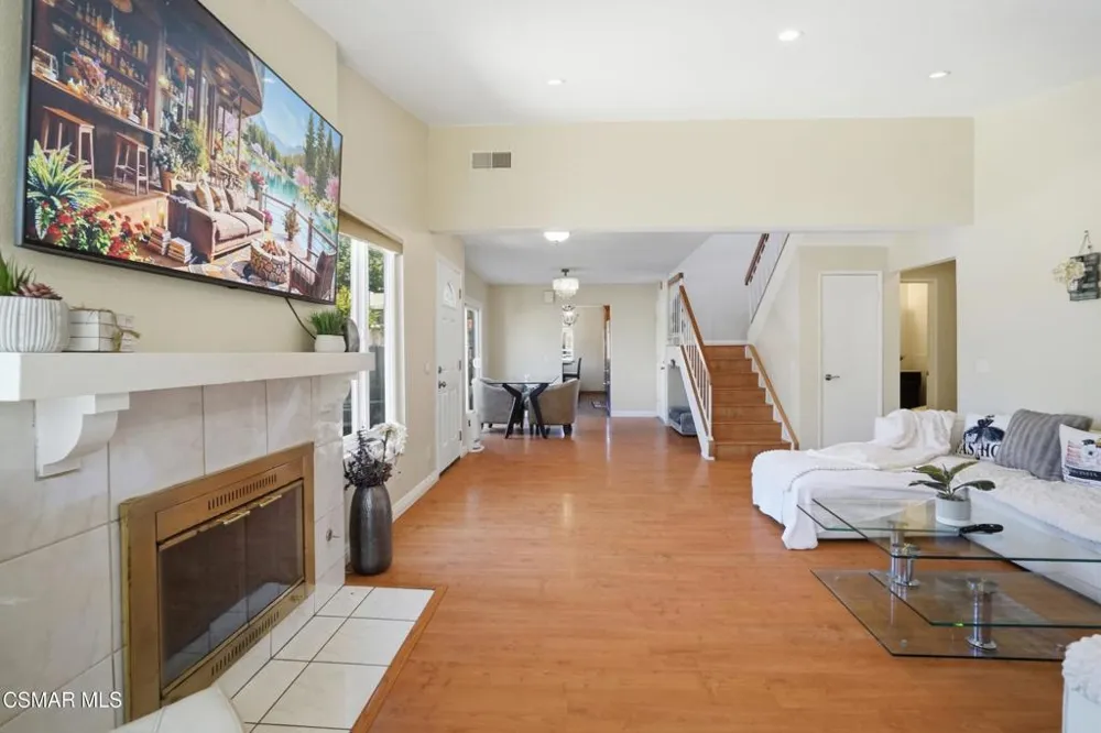 1896 Stow Street Simi Valley, CA 93063