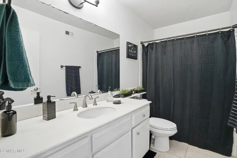 1896 Stow Street Simi Valley, CA 93063