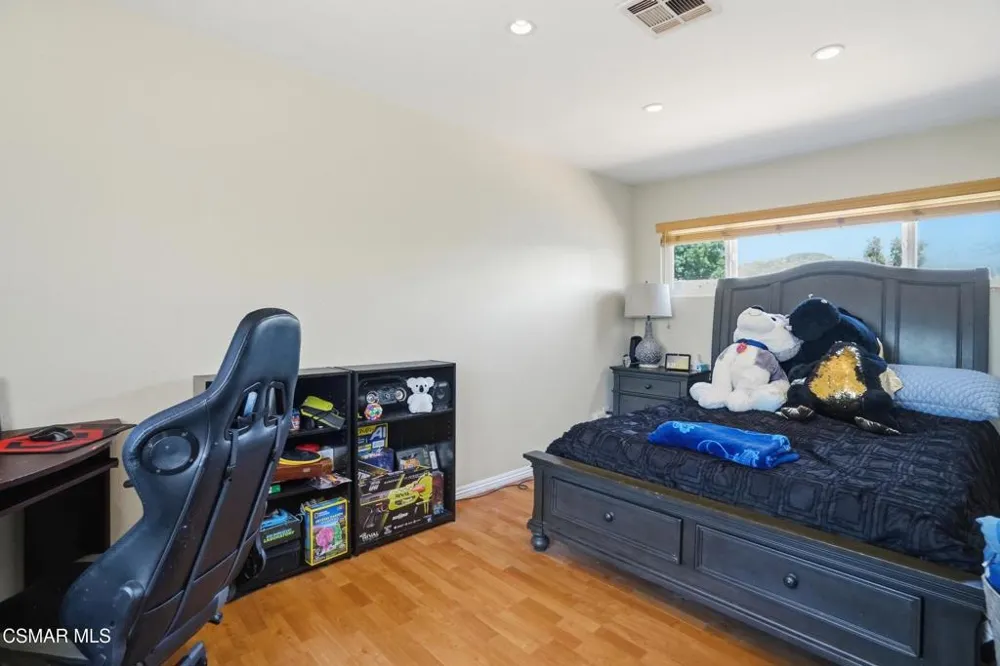1896 Stow Street Simi Valley, CA 93063