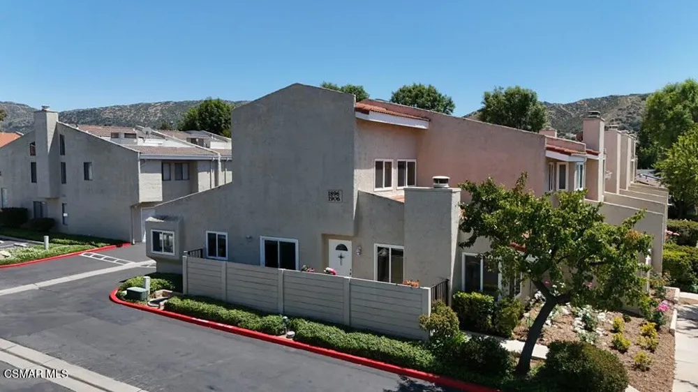 1896 Stow Street Simi Valley, CA 93063