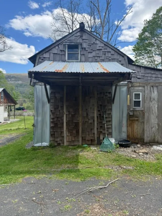 1 Jackson Drive Ellenville, NY 12428