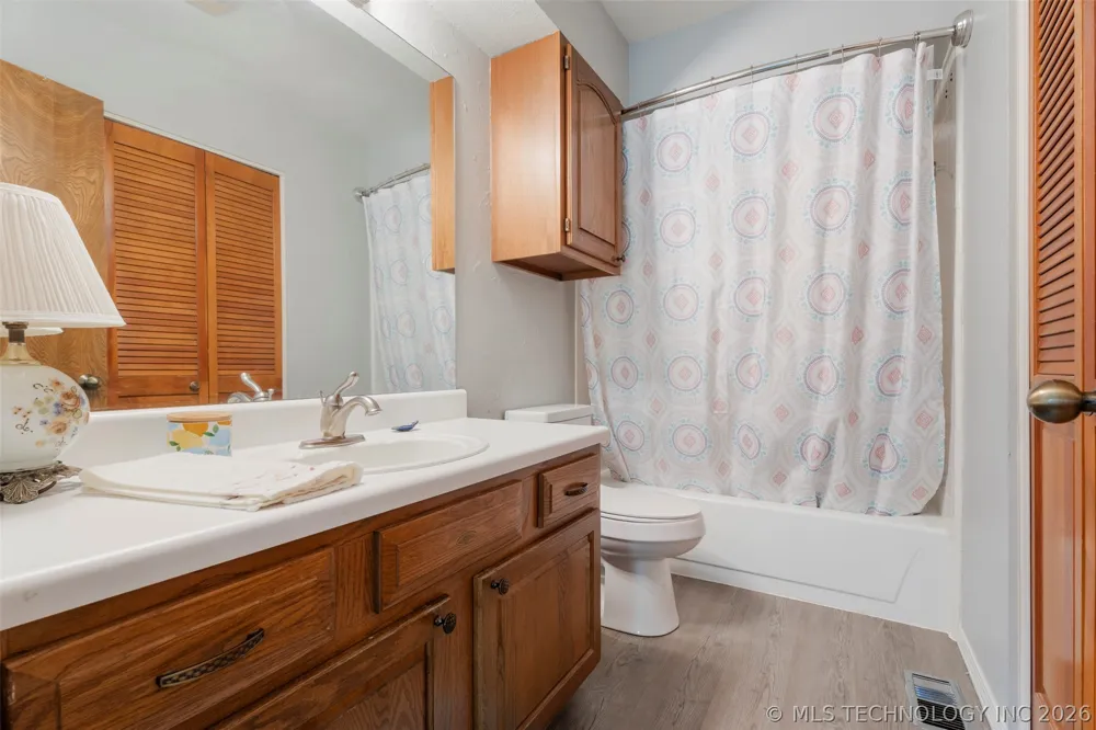 33601 Dogwood Cliffs #26 Afton, OK 74331