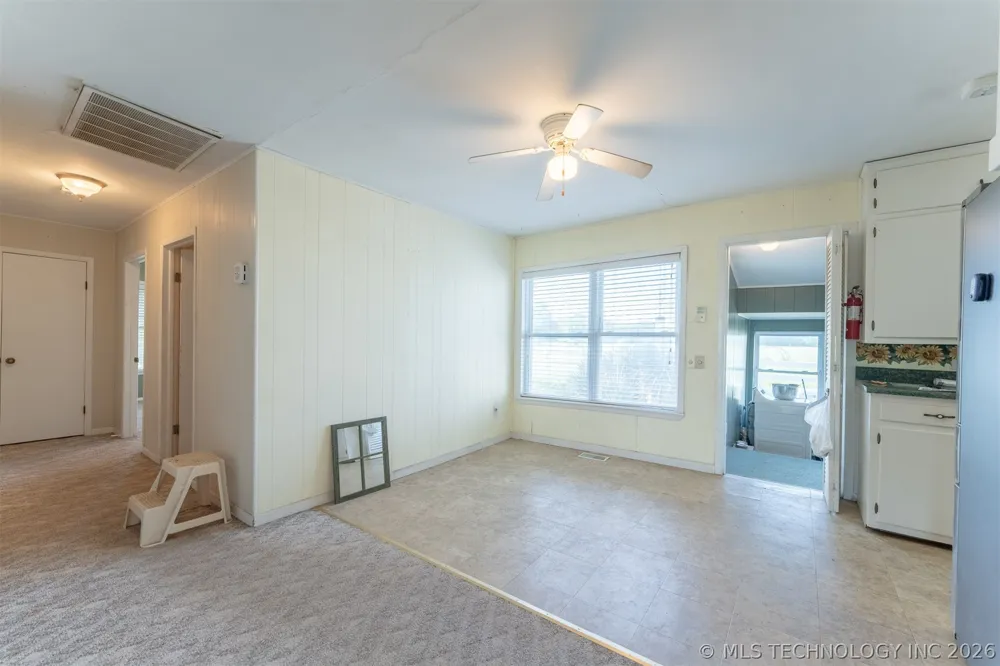 5874 E 273rd Street S Porum, OK 74455